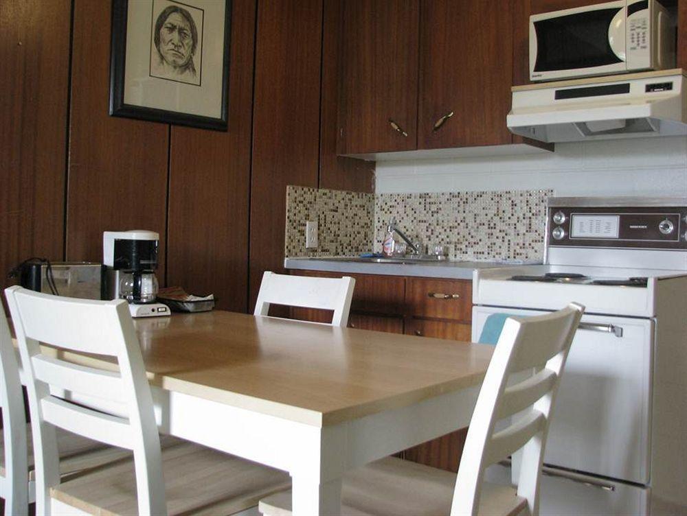 Plaza Motel Πέντικτον Εξωτερικό φωτογραφία